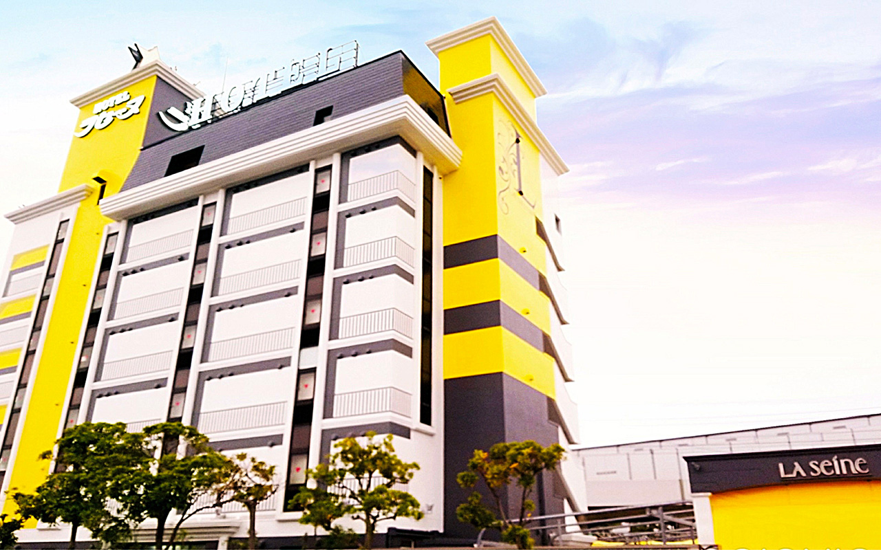 ホテル ラ・セーヌ 外観